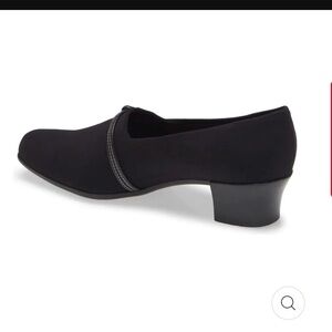 MUNRO WOMEN’S CINDI II BLACK COMBO size 11